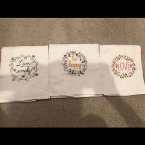 Bundle Embroidered Towel New